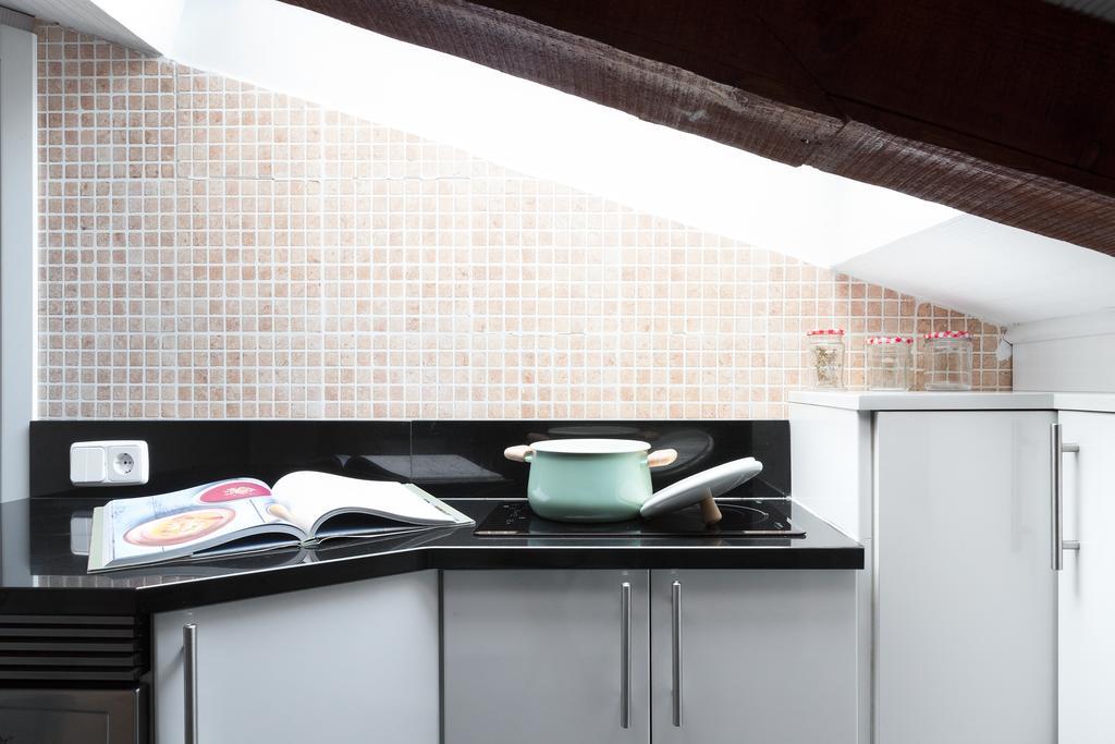 Carretas Attics Apartment *